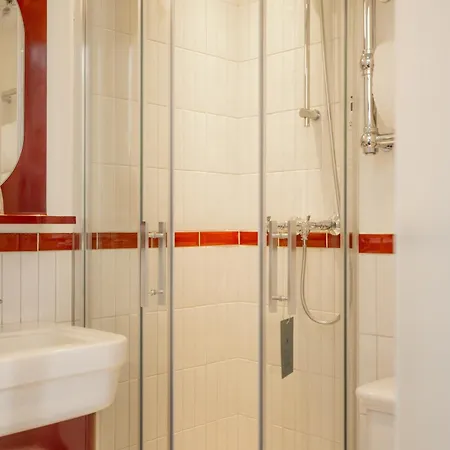 Salvia Hotel 4*