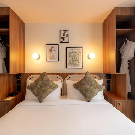 Salvia Hotel 4*